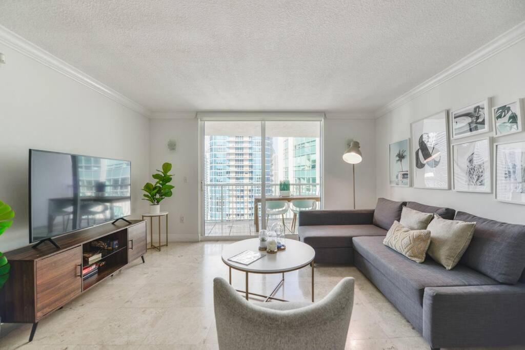 Centric Modern 40Thfloor Brickell Condo Free Parking By Palermo Home Miami Exterior photo