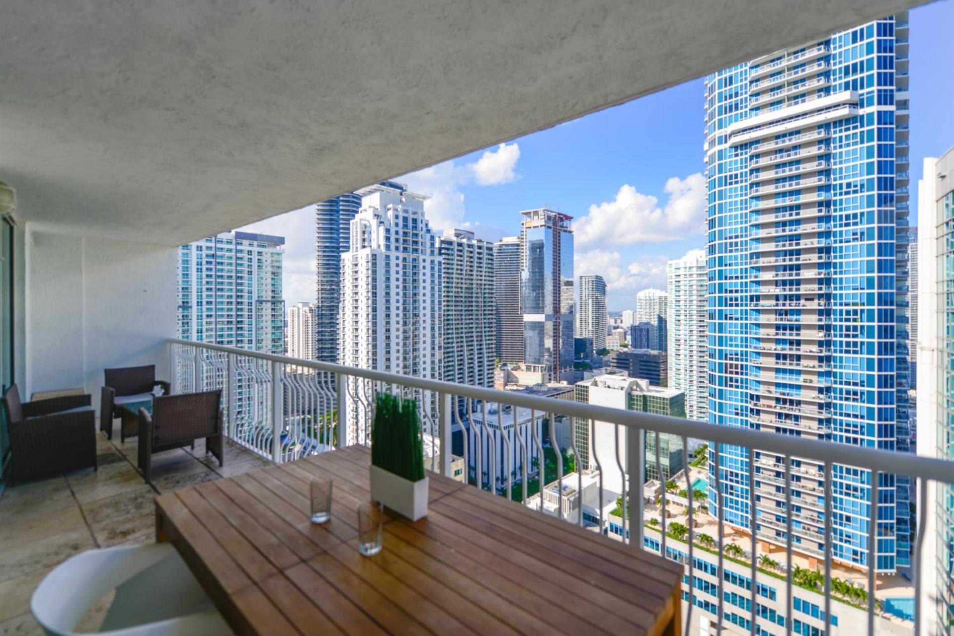 Centric Modern 40Thfloor Brickell Condo Free Parking By Palermo Home Miami Exterior photo